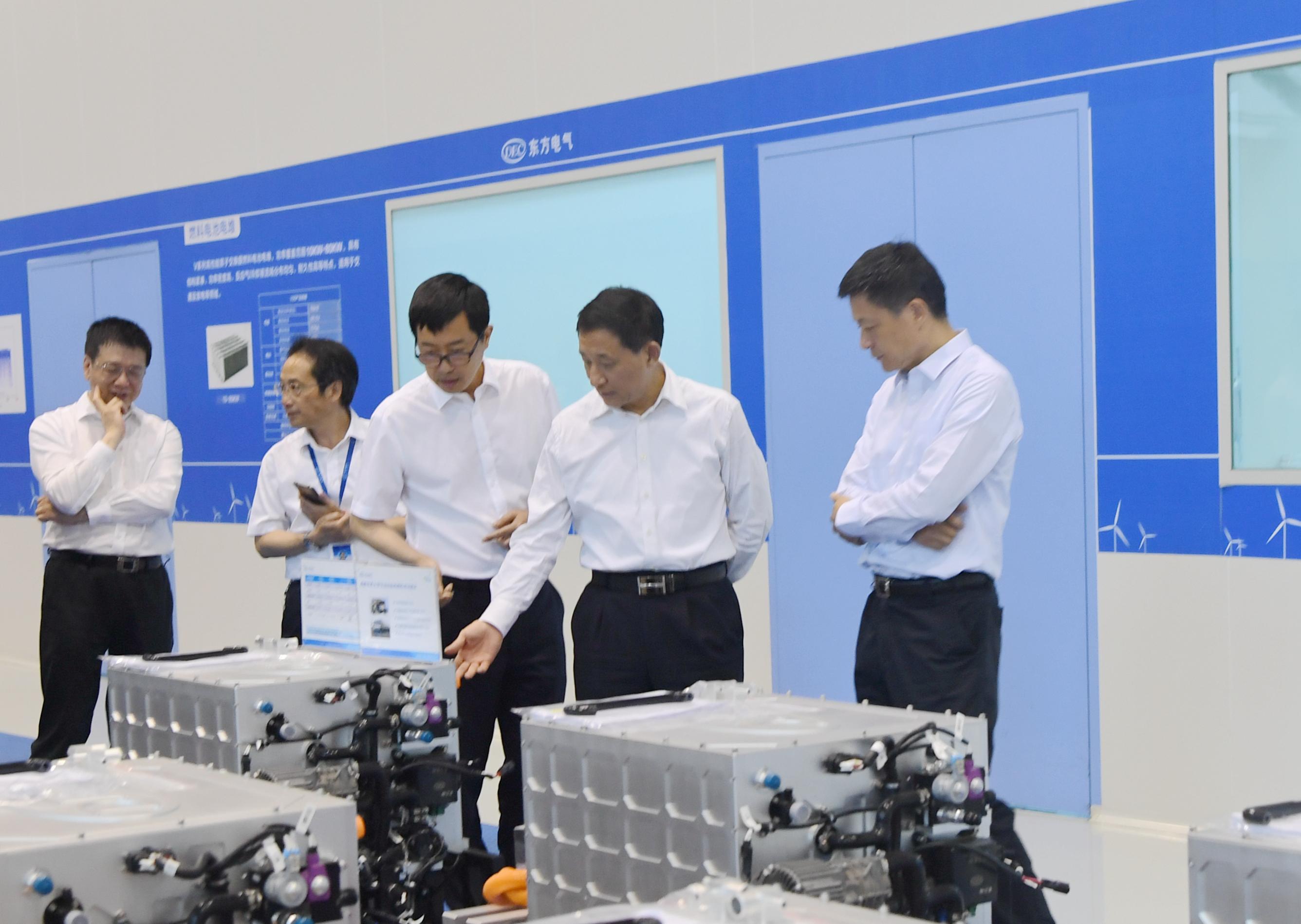 彭华岗、国资、央企、国资委、秘书长、企业鼎新